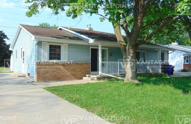 1240 East Sylvan Avenue photos photos