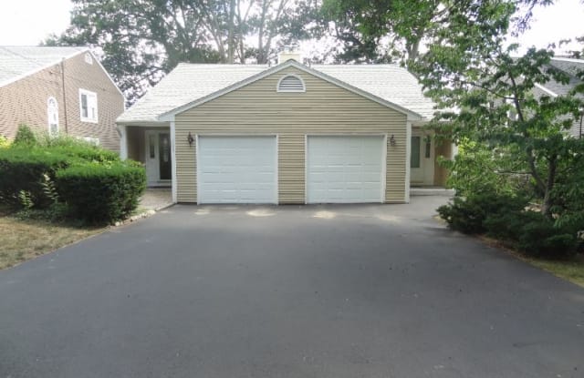 128 Arbor Drive - 128 Arbor Drive, Providence, RI 02908
