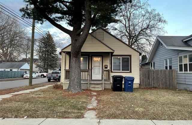 18722 BRADY Gallery 1