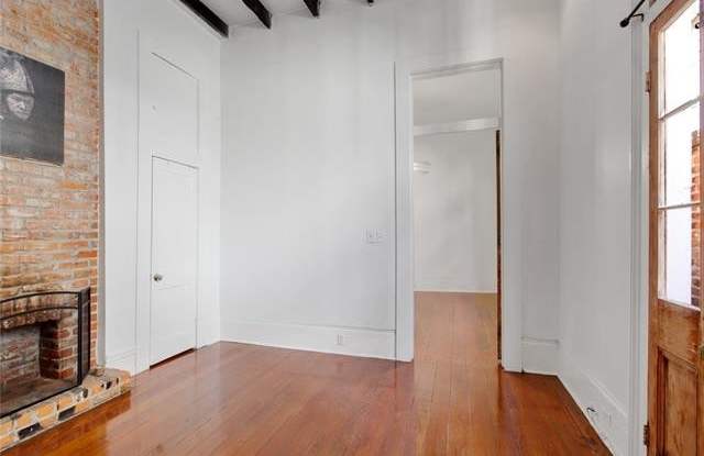 923 SAINT PETERS Street Gallery 3
