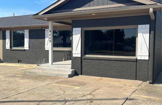 4409 N Meridian Avenue photos photos