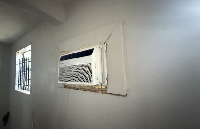 112 E 17th St Gallery 2