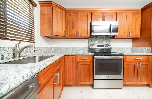 Wahiawa property: 3-bed, 2-bath, with garage available early August! Gallery 4
