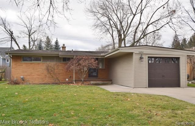1654 WITHERBEE Drive - 1654 Witherbee Drive, Troy, MI 48084
