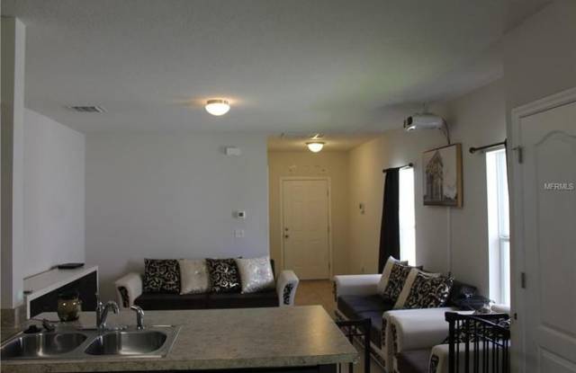11918 Grand Kempston Dr Gallery 2