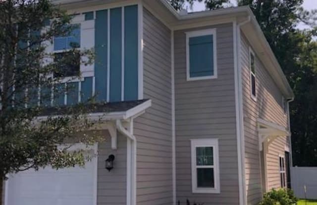 7385 PALM HILLS DR - 7385 Palm Hills Drive, Jacksonville, FL 32244