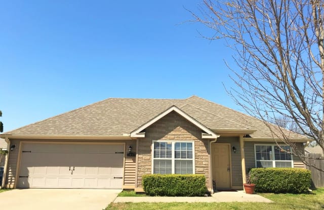 5400 SW Remington Rd - 5400 Southwest Remington Road, Bentonville, AR 72713