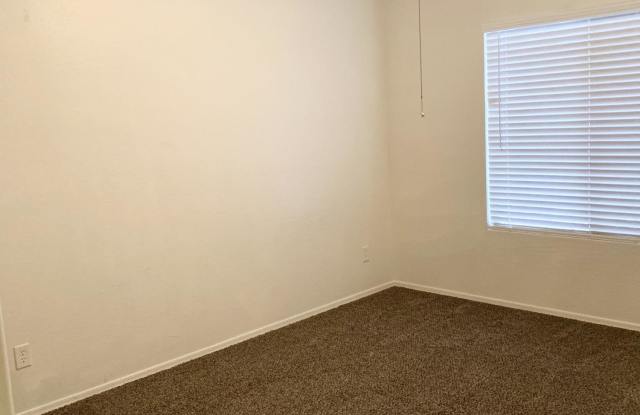 23612 W PECAN Road Gallery 4