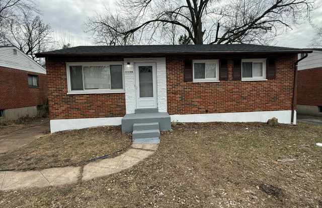 1130 Prigge Ave photos photos