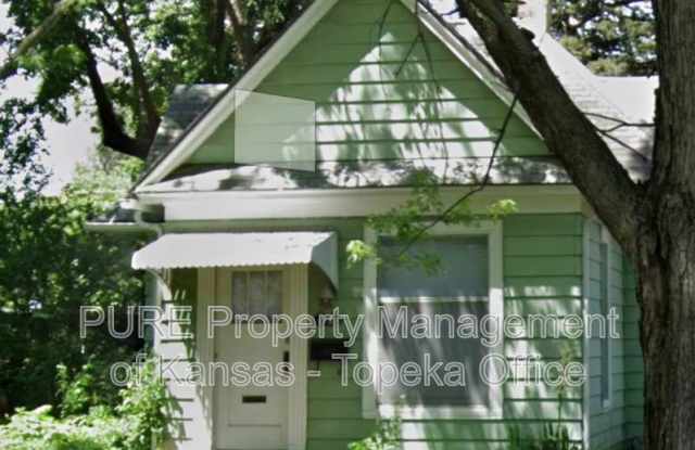 1181 SW MacVicar Ave photos photos