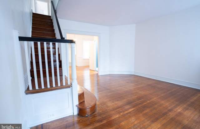 5453 W MONTGOMERY Avenue Gallery 4