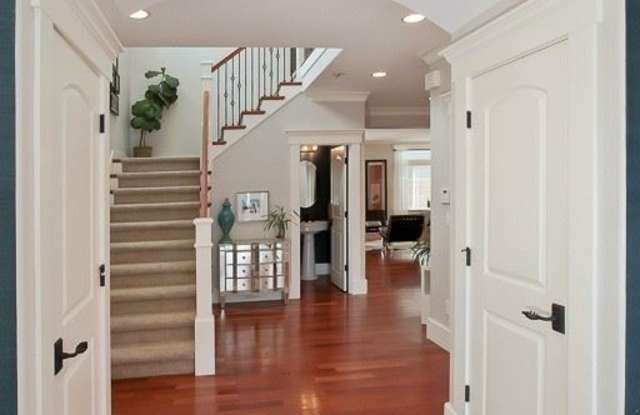 823 Kirkland Way Gallery 2