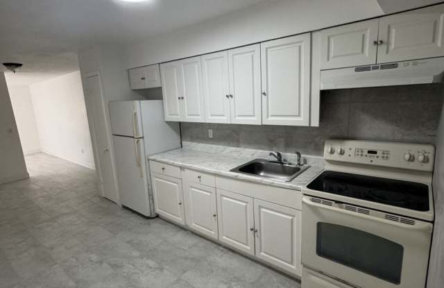 1021 North Brunnell Parkway photos photos