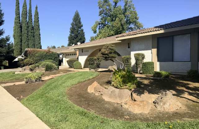 Beautiful Single-Story home in Desirable Mission Trails Gallery 1