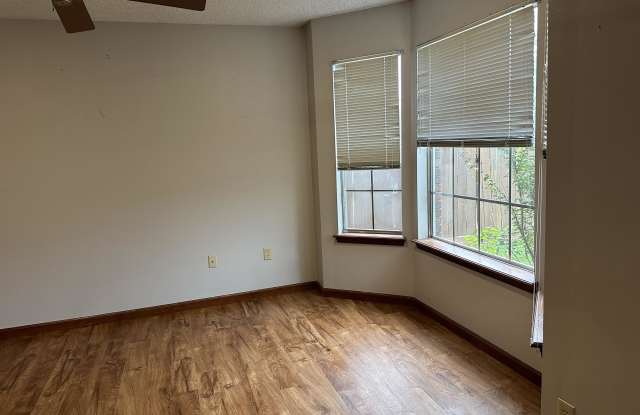1038 Pine Street photos photos