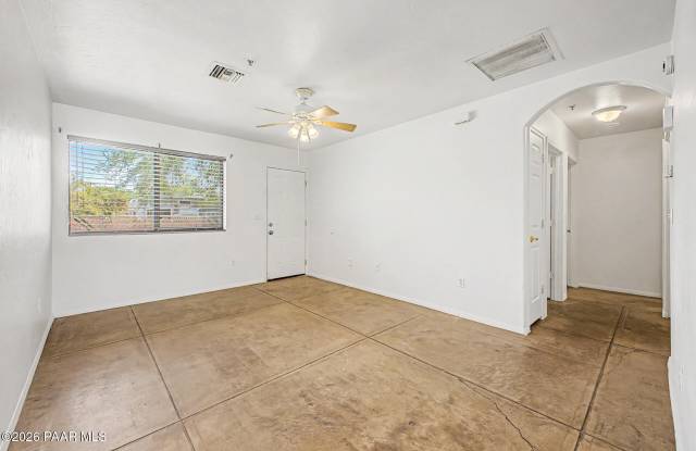 5636 E 26th Street Gallery 2