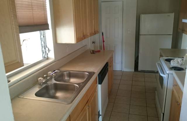 1938 Golfview Ave Gallery 4