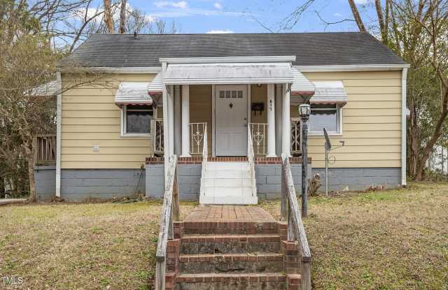 617 Bernice St - 617 Bernice Street, Durham, NC 27701