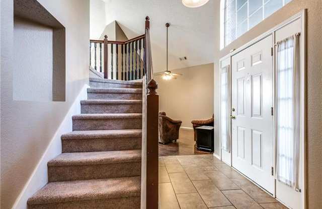 6716 Gamay Circle Gallery 4