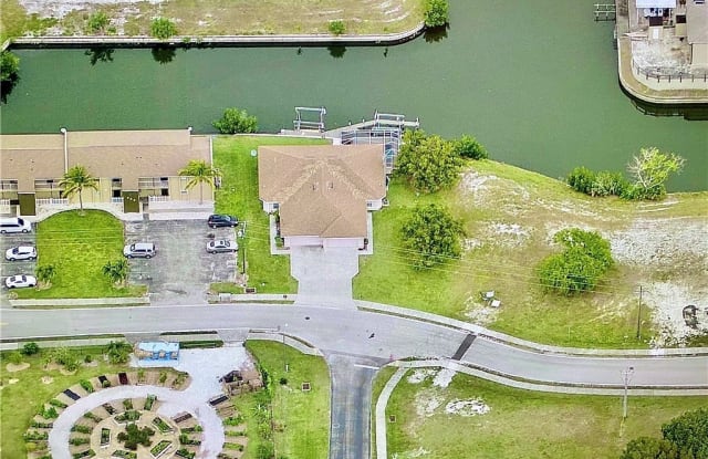 803 SE 10th Street - 803 Southeast 10th Street, Cape Coral, FL 33915