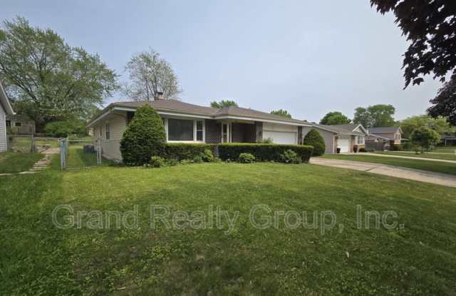 531 Evergreen Court photos photos