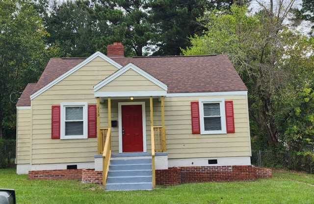 HILLSIDE COURT photos photos