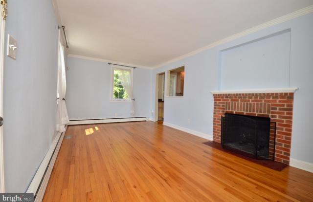 6816 CHESTNUT AVENUE Gallery 3