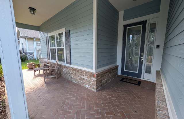 3BR/2BA Turkey Creek Home – Resort-Style Amenities & Lawn Care Included. Gallery 4
