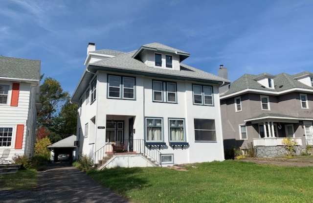 Duluth MN - 6-bedroom - 3-bath single family home close to UMD and CSS!! Gallery 1