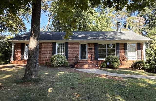 3-Bedroom Home in Montclaire! photos photos