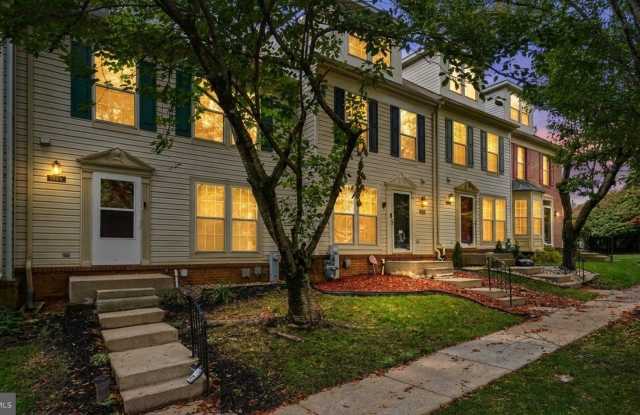 9823 SHERWOOD FARM Road Gallery 3