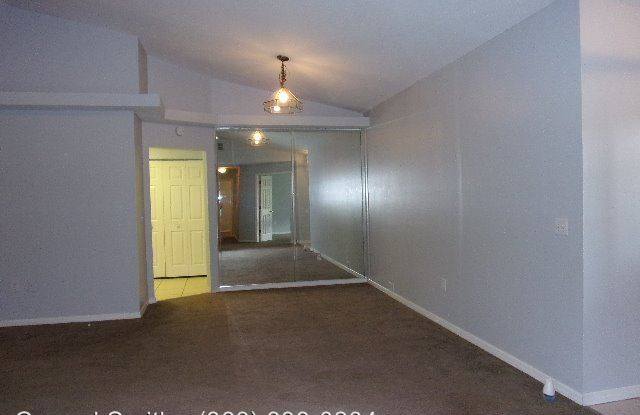 217 Echo Pines Way Gallery 4