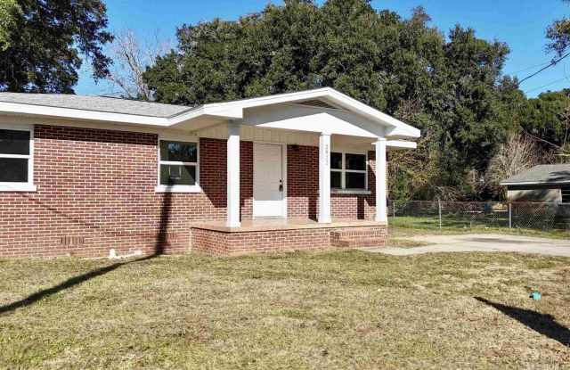 2822 W Younge St photos photos