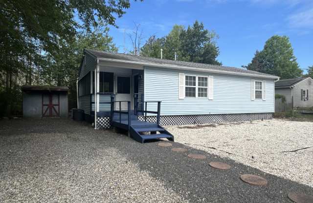 822 De Guise Street - 822 De Guise Street, Ocean County, NJ 08734