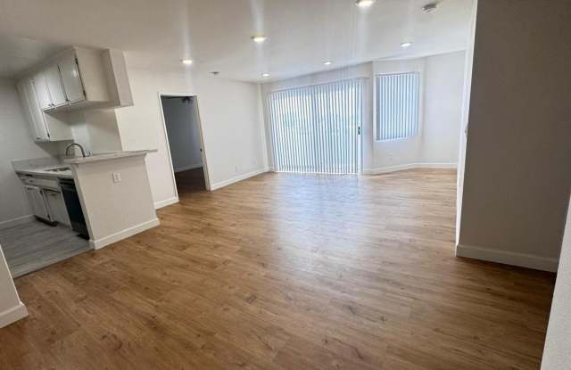 8616w photos photos