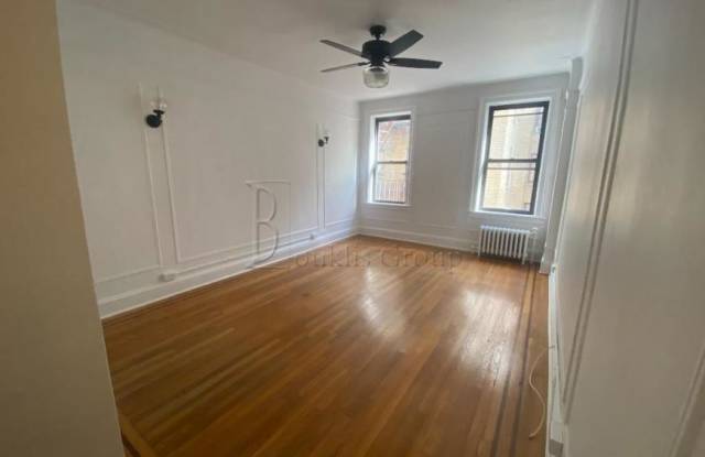 28-15 34th Street Gallery 2