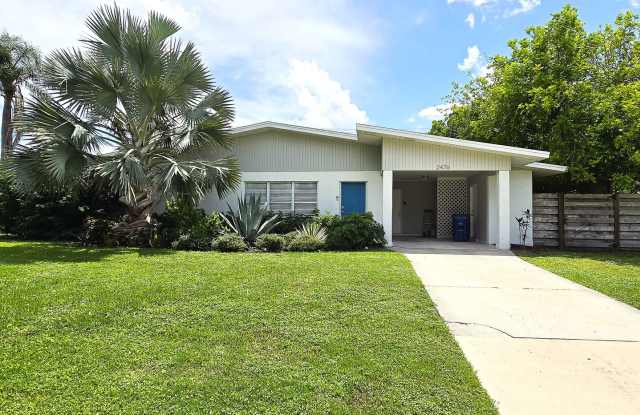 Fabulous 3 bed/ 2 bath Pool Home in South Sarasota ~ Coming March! photos photos