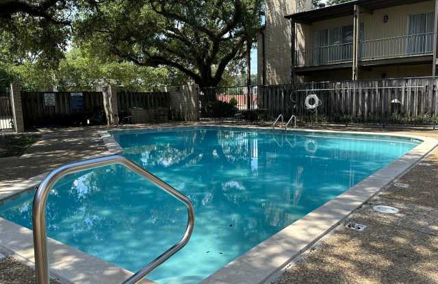 1008 South College Road Unit 113 photos photos