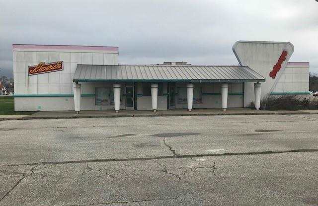 2335 S CENTER Road Gallery 2
