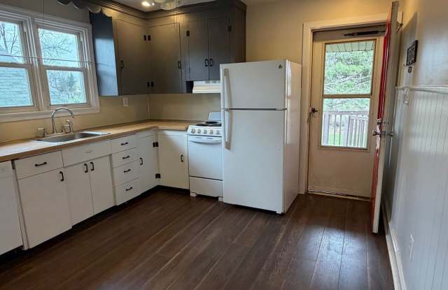 3839 Germantown Pike photos photos