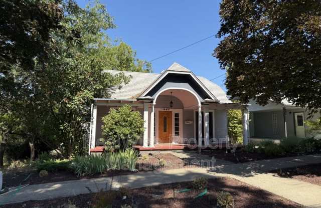 1658 SE Cobb St photos photos