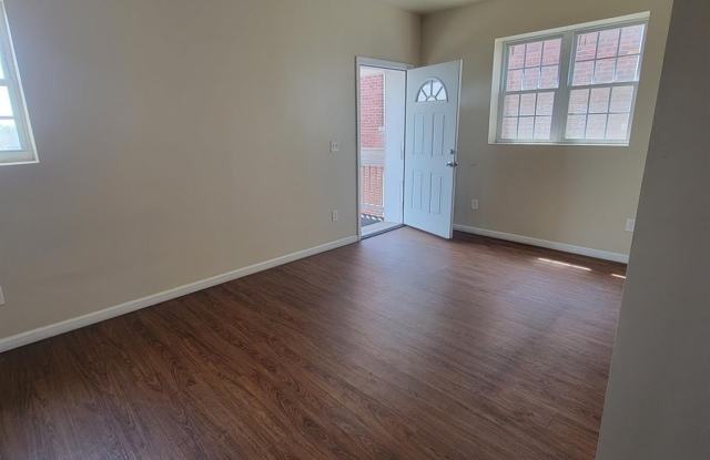 816 Amboy Avenue photos photos