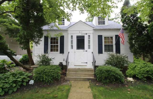614 New Jersey Avenue Gallery 3