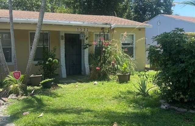 1532 NW 3rd Ave - 1532 Northwest 3rd Avenue, Fort Lauderdale, FL 33311