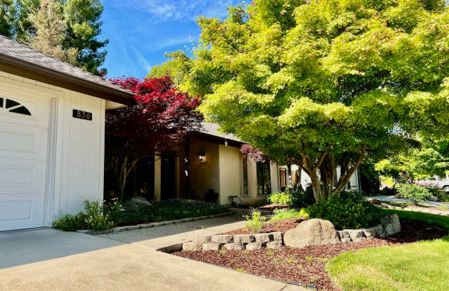 836 East Serena Avenue photos photos