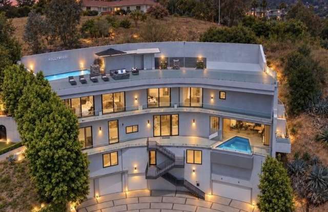 6181 Temple Hill Dr Gallery 1