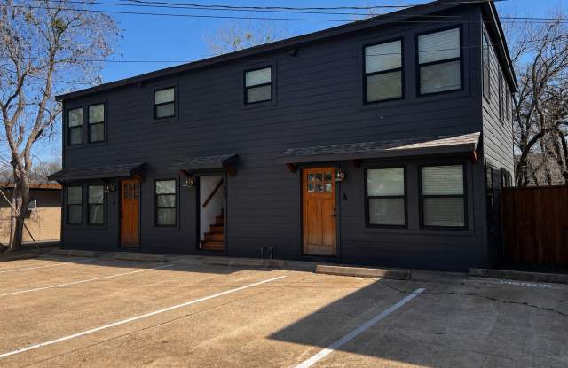607 Foch Street Gallery 1