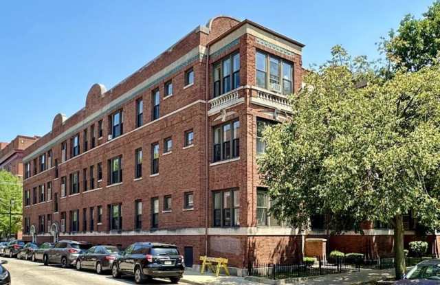 3145 Medill photos photos