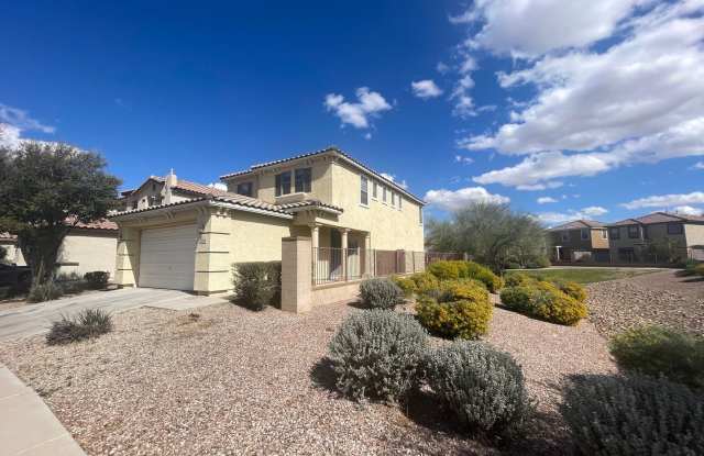 Premium Lot!  3 bed, 2.5 bath, Community Pool Gallery 3