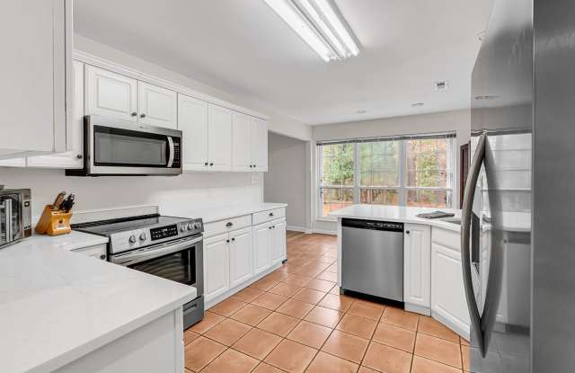 ** $1,000 off your first months rent with a move in by March 1st ** Don't miss out on this gorgeous 3 bedroom 2.5 bath home nestled in the prestigious gated community of Prestwick in Myrtle Beach! Rent includes Wifi, Cable TV and Trash Pickup! photos photos